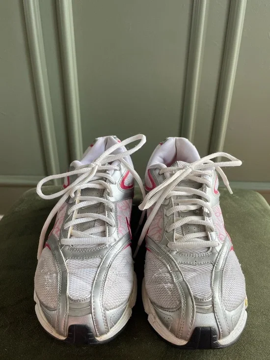 Nike White Pink Running Shoes Women’s 8.5 Athletic Sneakers Trainers - Picture 4 of 8
